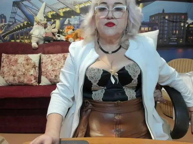 Offline StarMarmelada on BongaCams