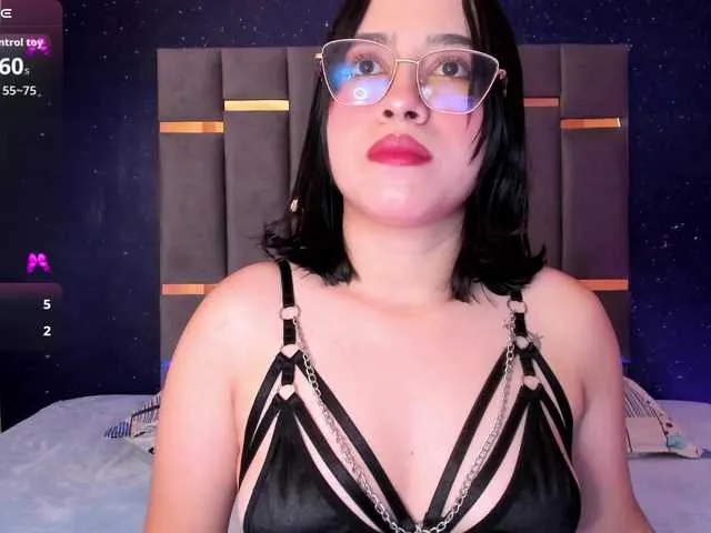 Offline SweetAnya01 on BongaCams