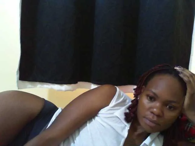 Teasequeen on BongaCams