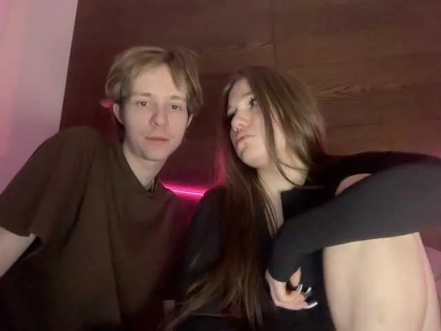 titsDestroy2007 on BongaCams