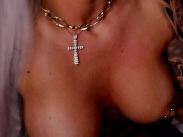 Ttikhomirov on BongaCams 