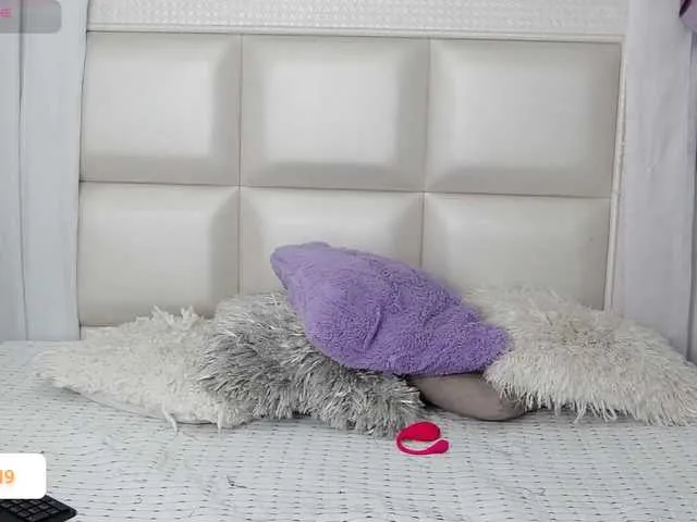 Offline verosantana on BongaCams