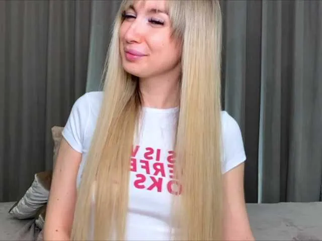 x-----x on BongaCams 