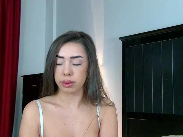 Offline Yanira-Muslim on BongaCams