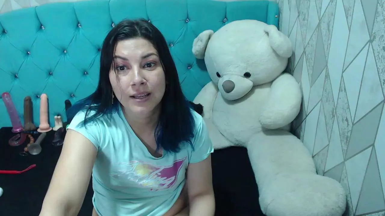 Offline Adafawx on Cam4