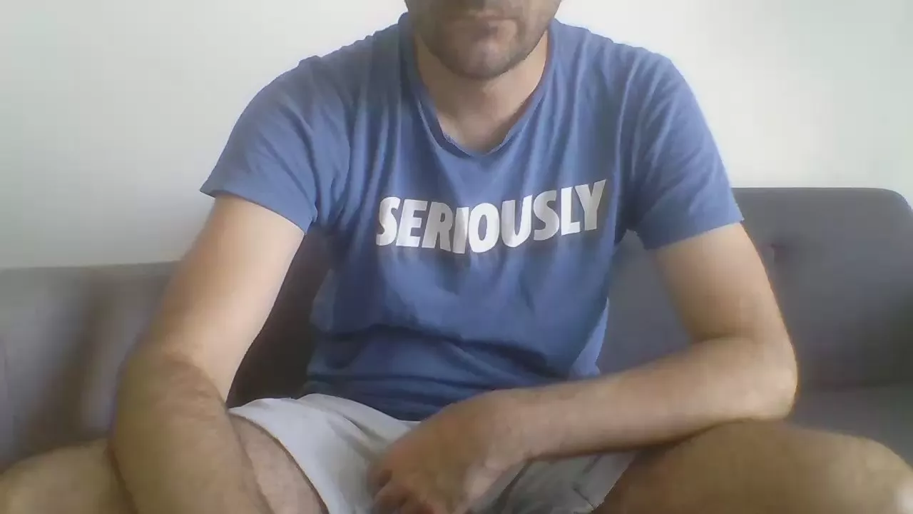 Offline ahquepajeroo on Cam4