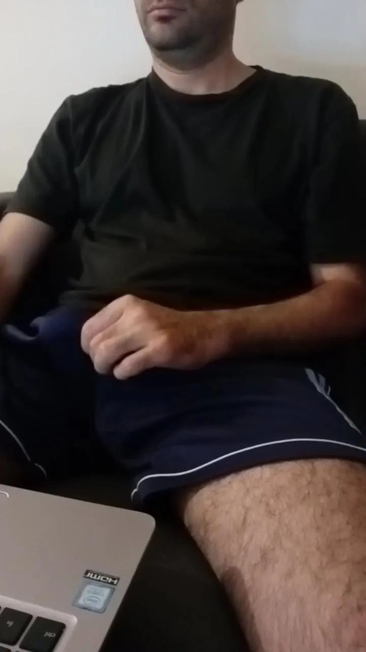 Offline ahquepajeroo on Cam4