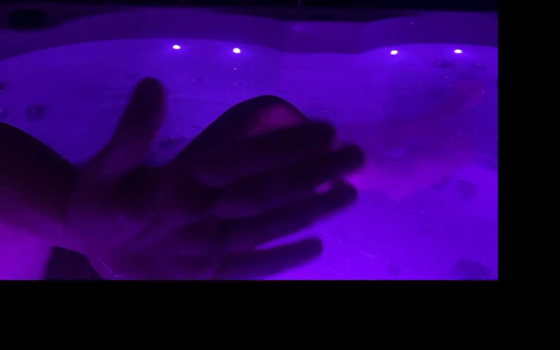 Alcmart —  ##opulence #frenesi #blingbling #lujo #pies