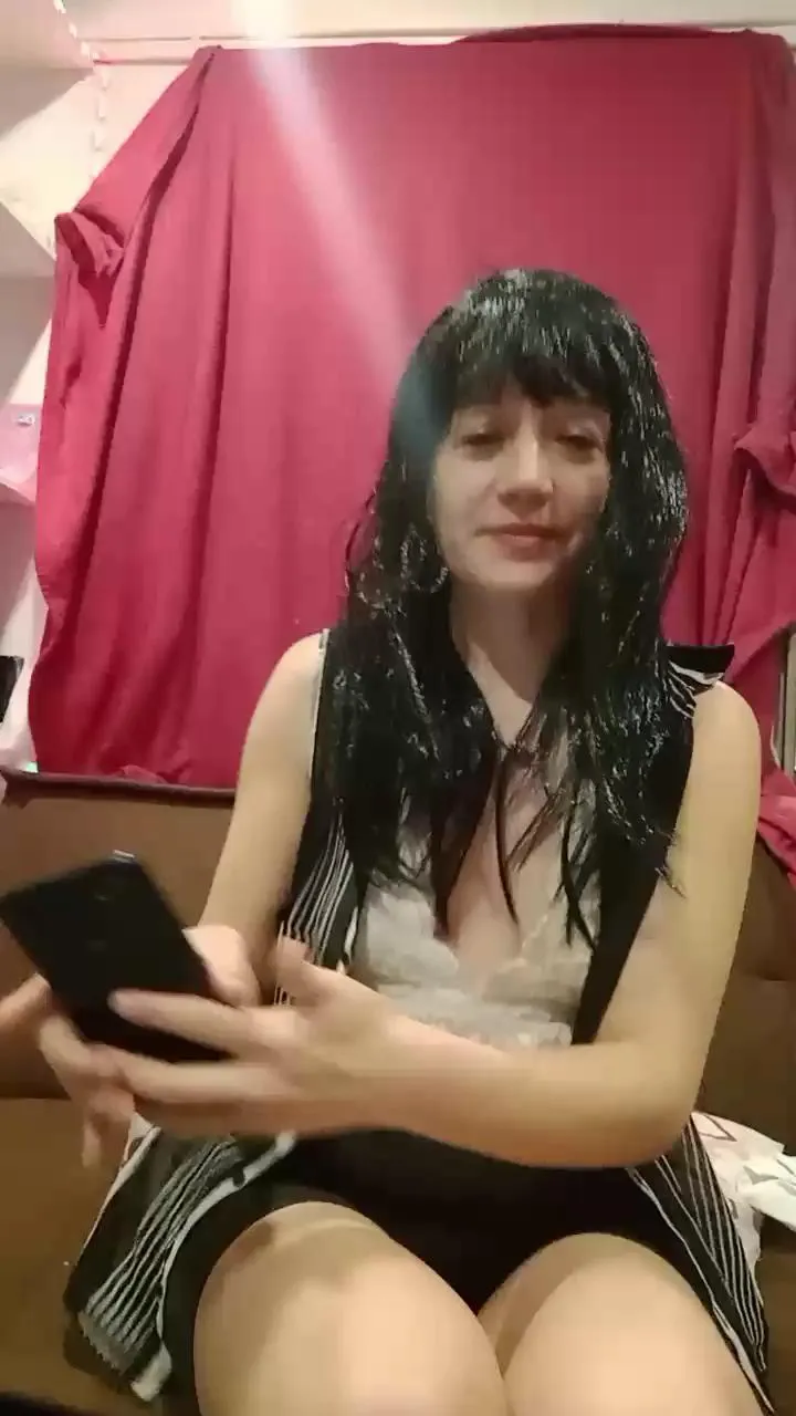 Freechat AlejandritaMilf on Cam4