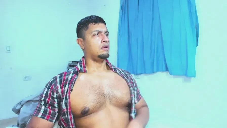 Offline andylemonda1 on Cam4