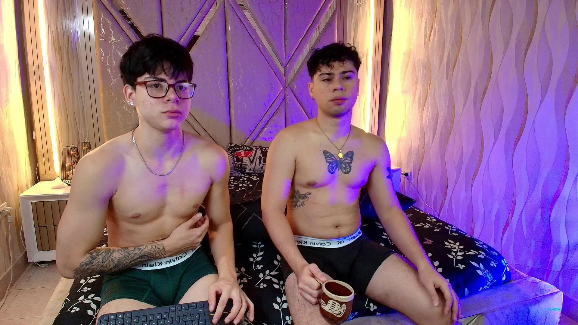 Freechat Angel_boyy2 on Cam4