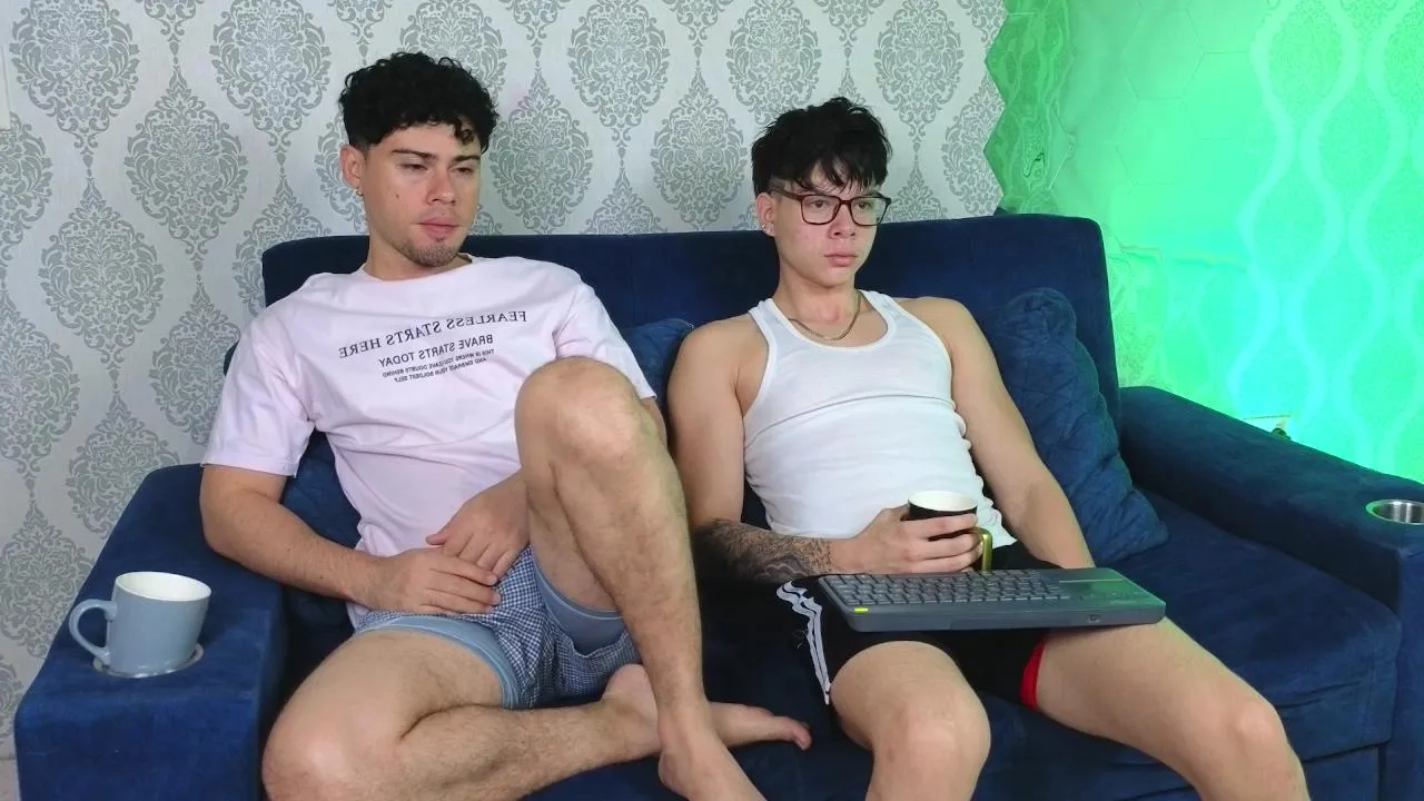 Freechat Angel_boyy2 on Cam4