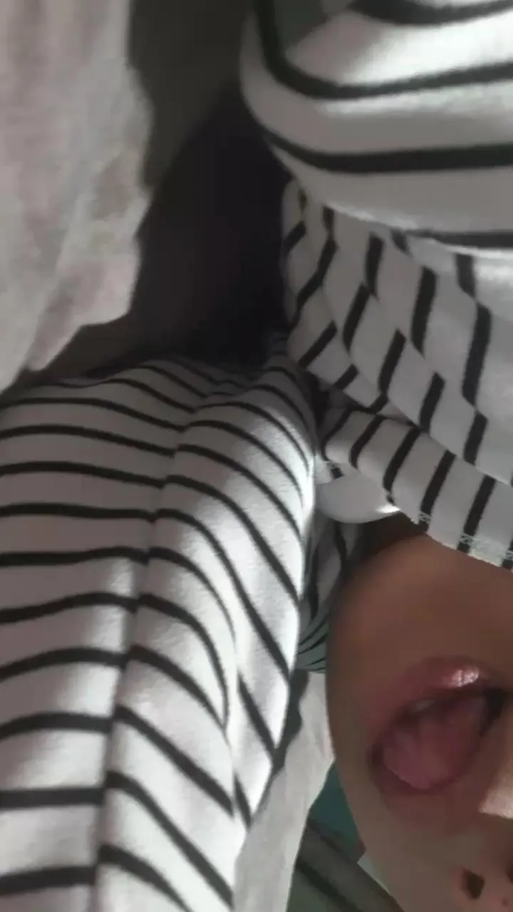 Offline annitahht on Cam4