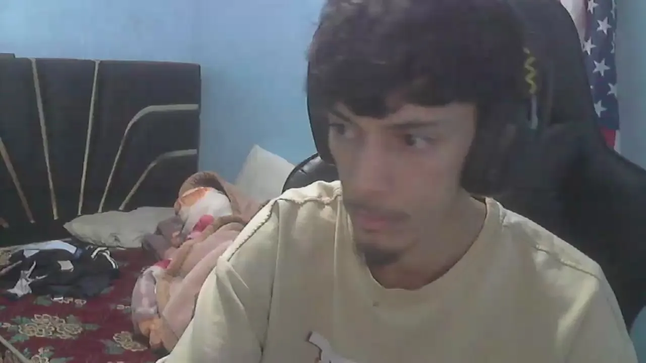 Offline arab_adam on Cam4