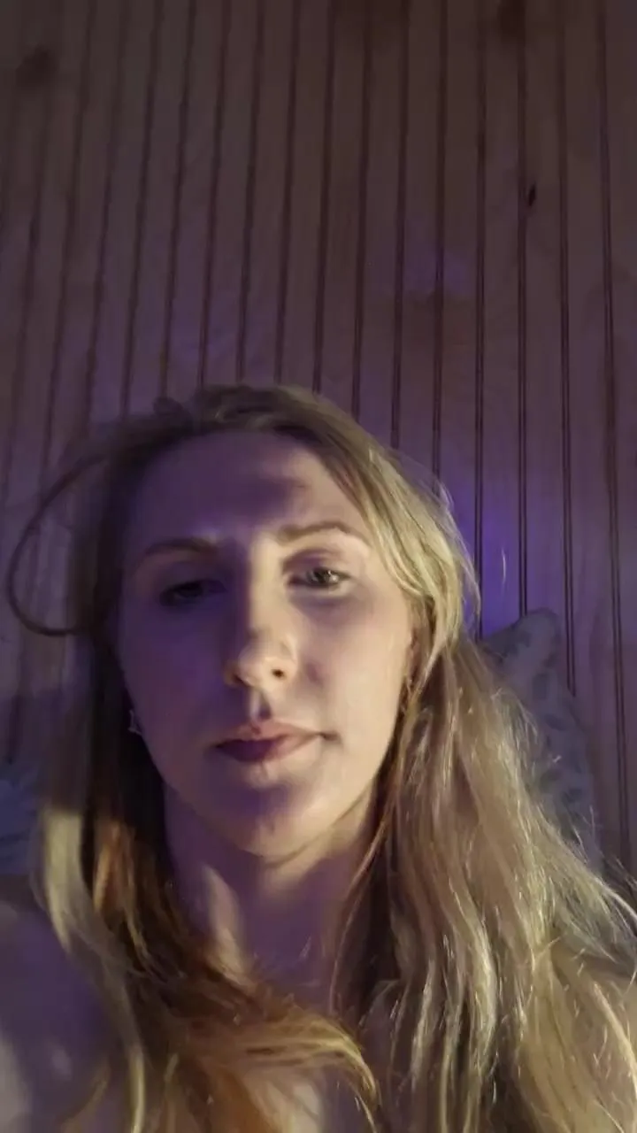 BaileyRayne — Freechat on Cam4