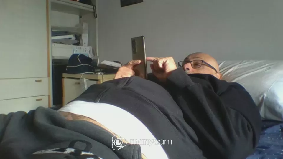 Offline Baroneaffama on Cam4