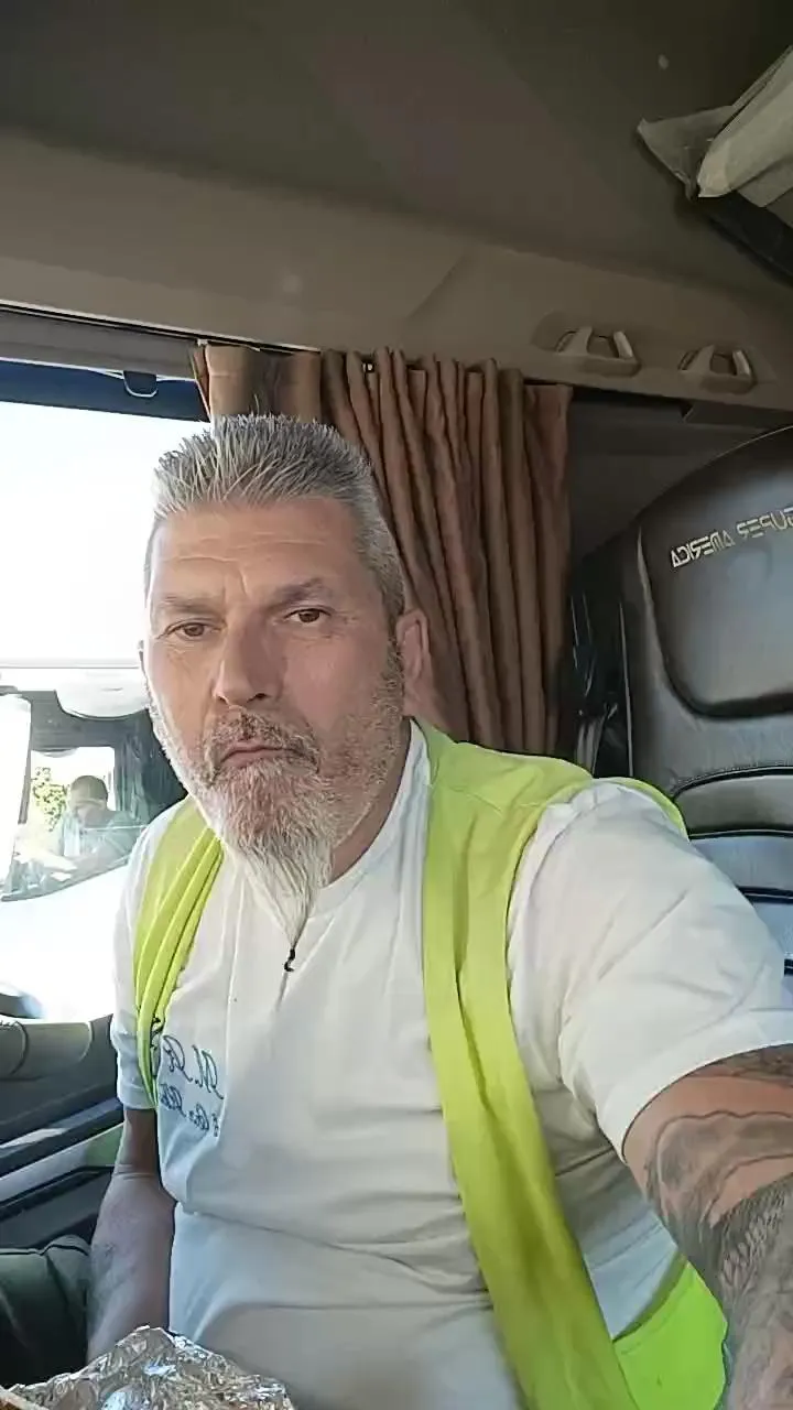 Batacchio70hot on Cam4 