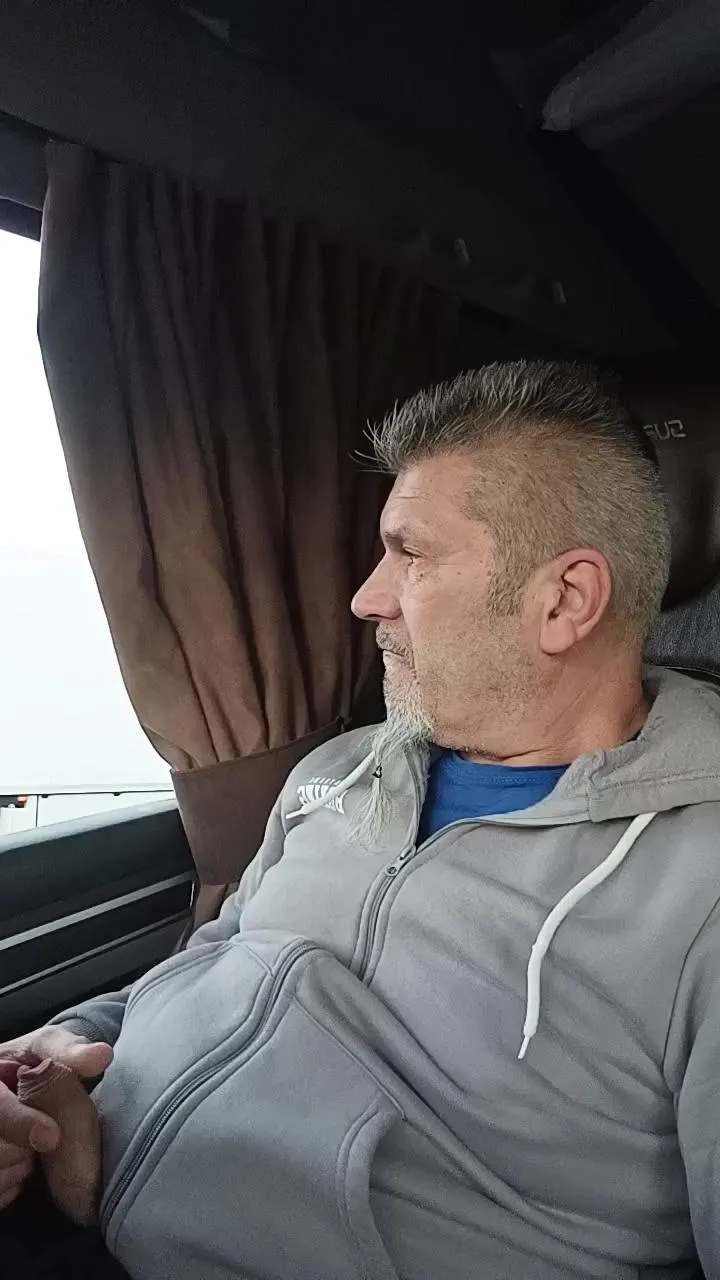 Batacchio70hot on Cam4 