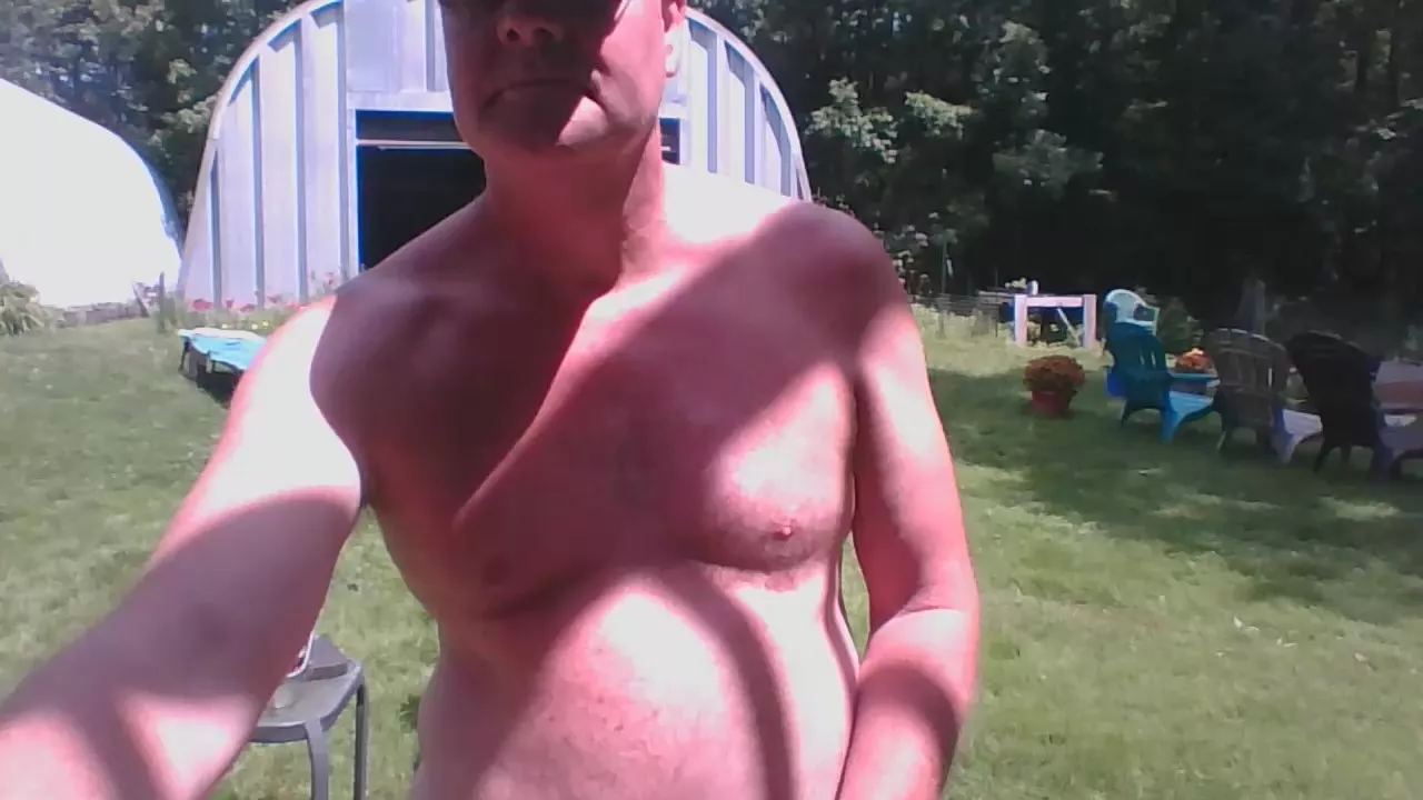 Offline Beeffarmer on Cam4