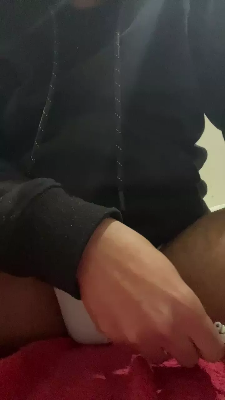 bigballslatino1 on Cam4 