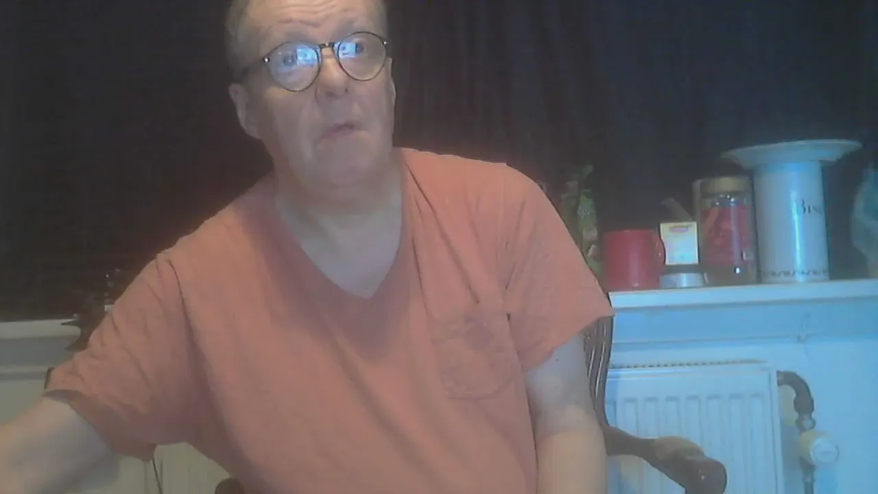 bigmacdaddy1959 on Cam4