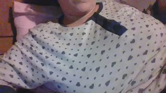 Offline Bigtit80 on Cam4