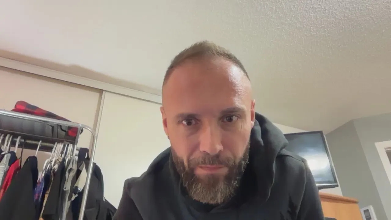 Offline bnad832 on Cam4