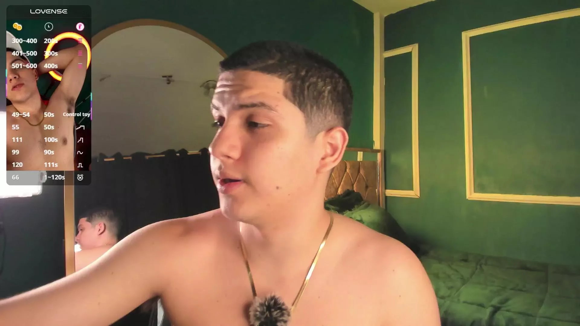 Freechat Brat__ on Cam4