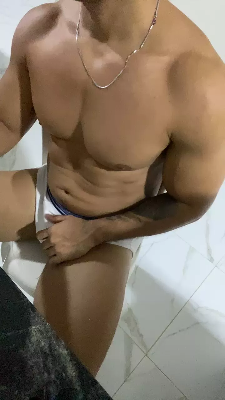 Offline Caio_Silv93 on Cam4