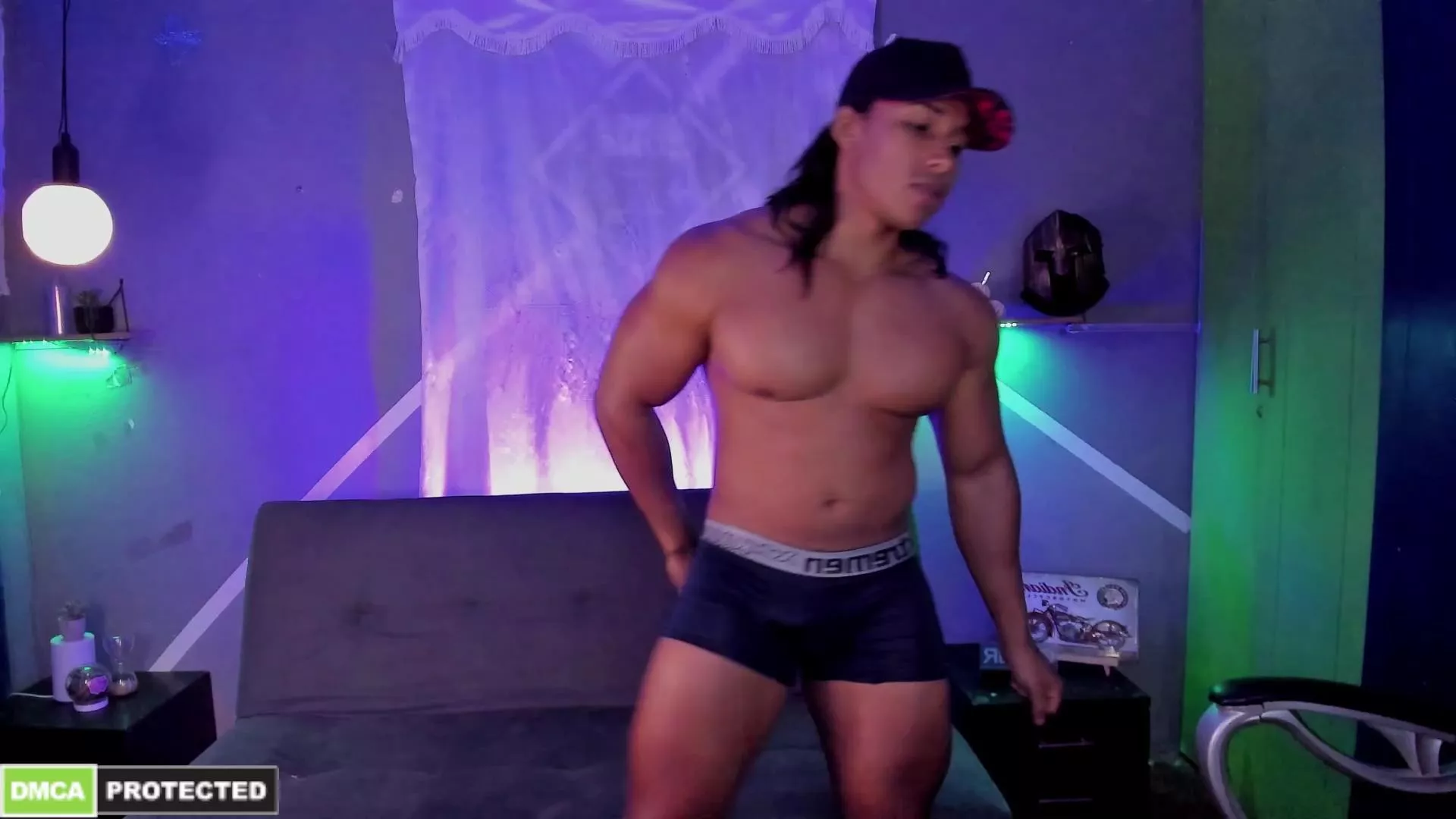 Offline Carl_Smithh on Cam4