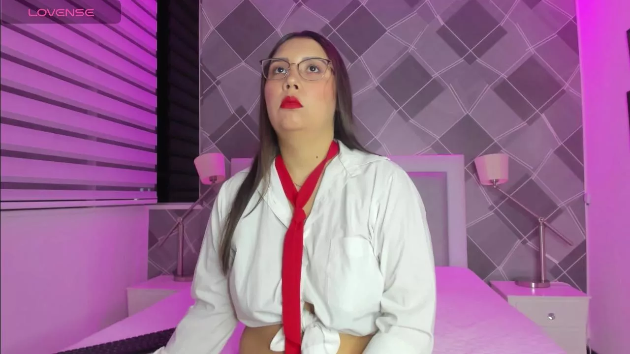 Freechat ChanneyPrincess on Cam4