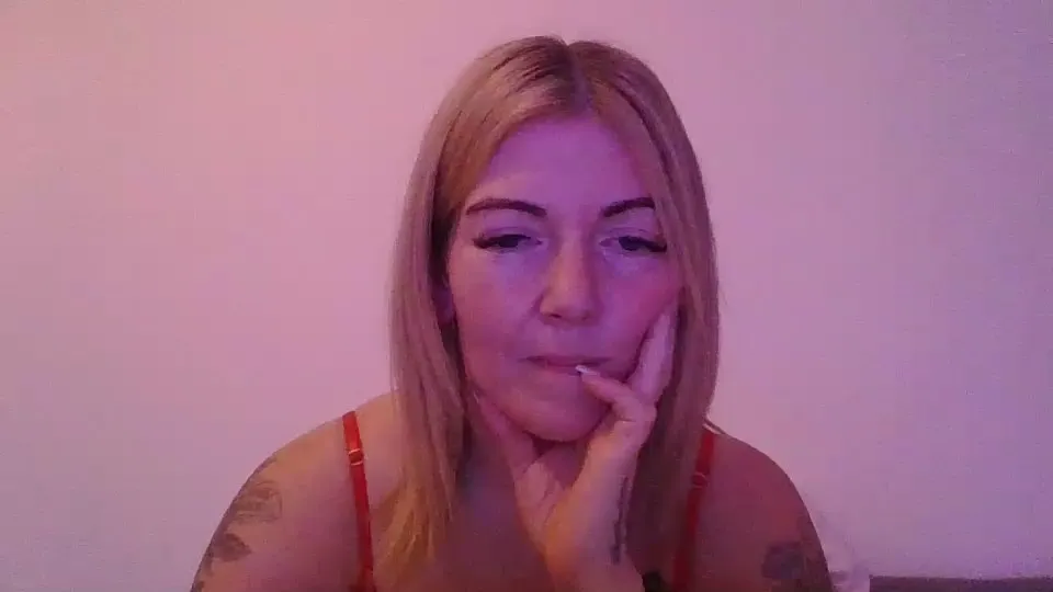 Offline Chanti_ryder_x on Cam4