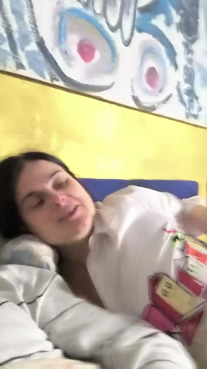 Offline Claufiagen7 on Cam4