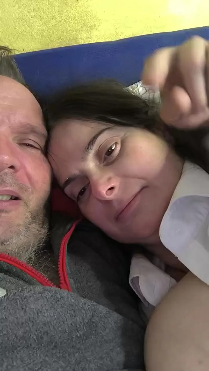 Offline Claufiagen7 on Cam4