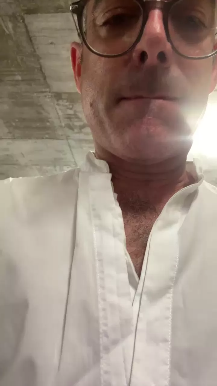 Offline clscls1 on Cam4