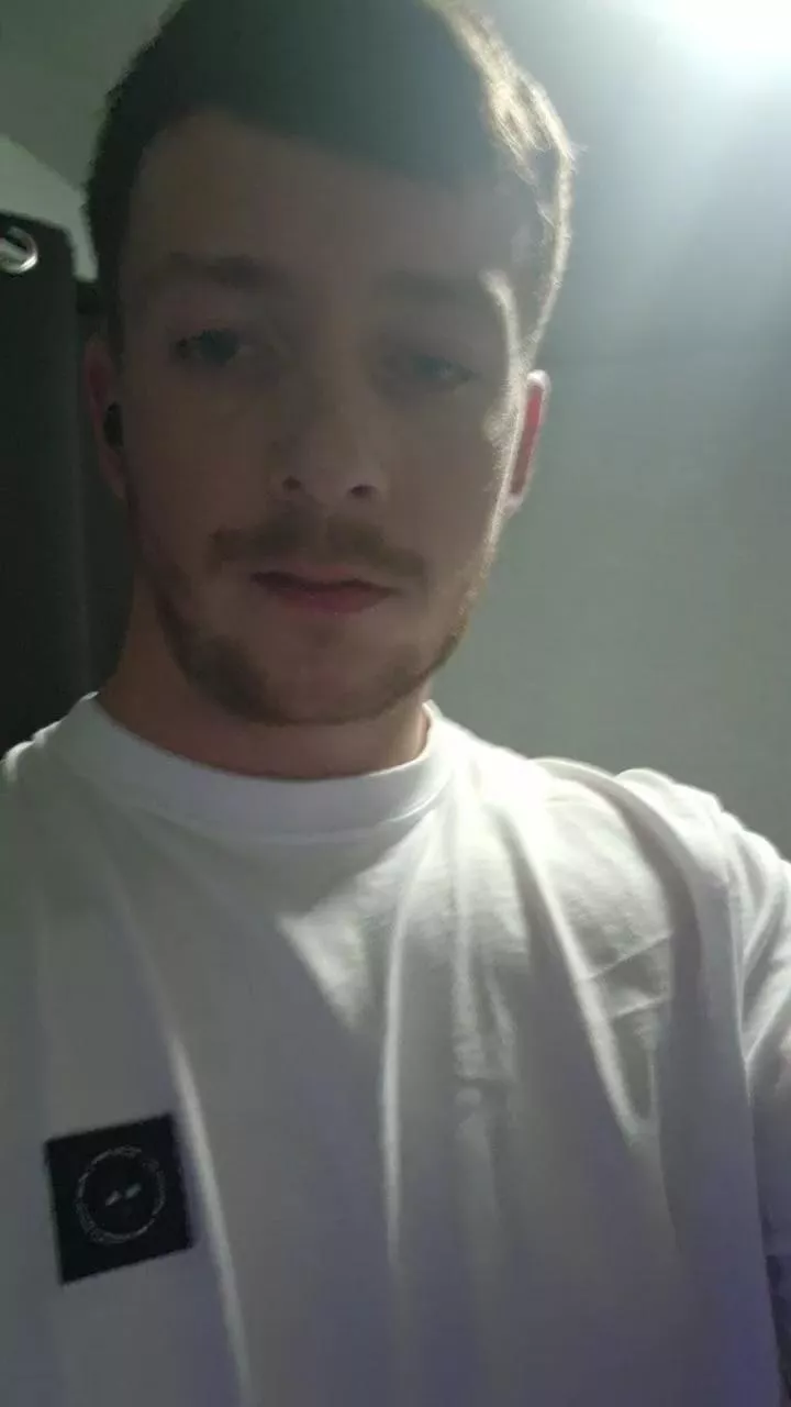 Offline Con1997 on Cam4