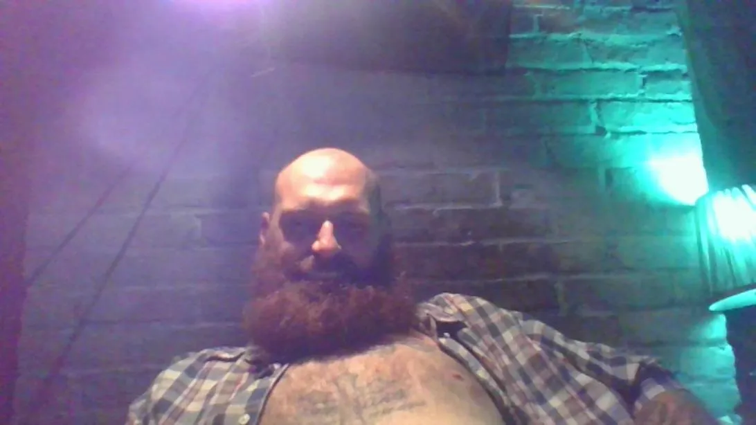 Offline Cowboy0894 on Cam4