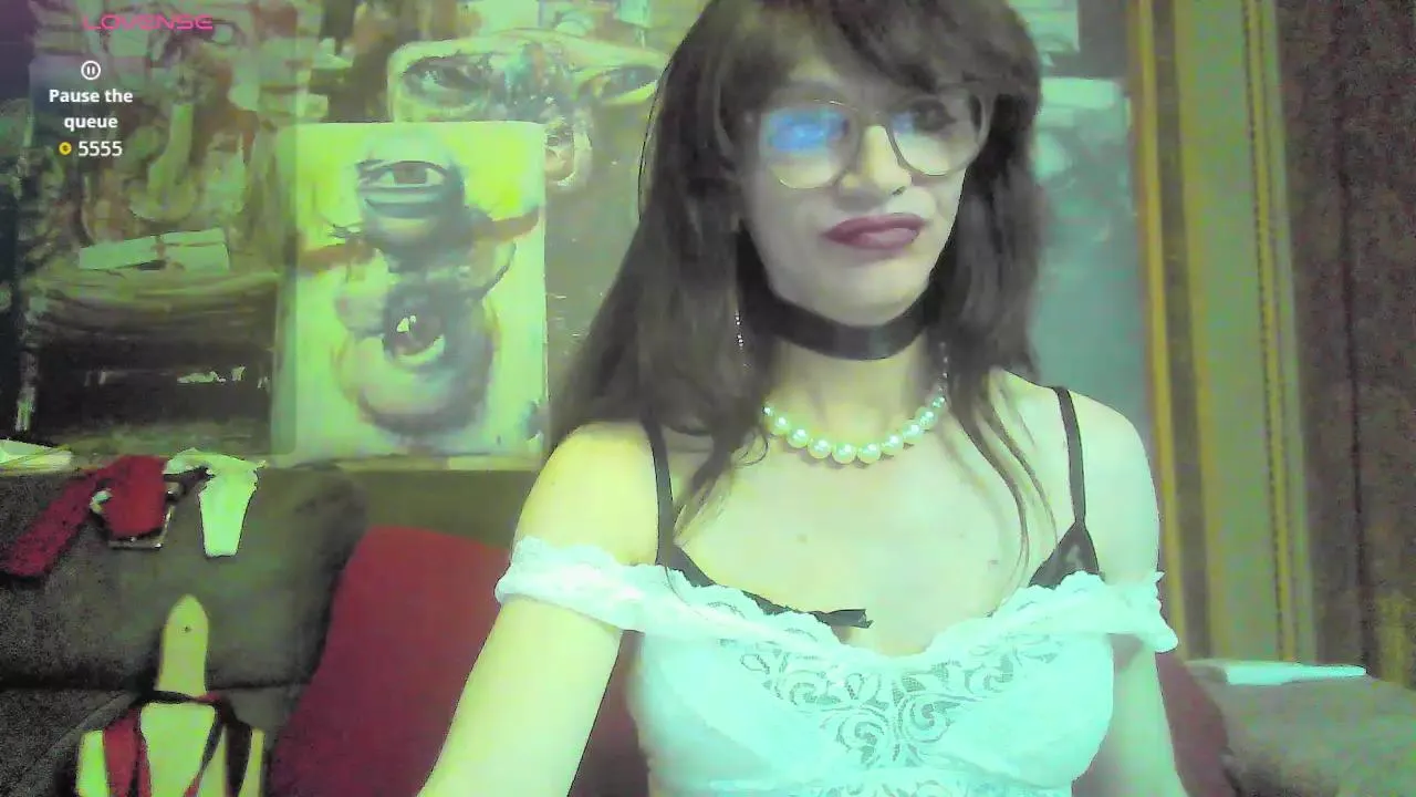 CrazyJuny — Freechat on Cam4