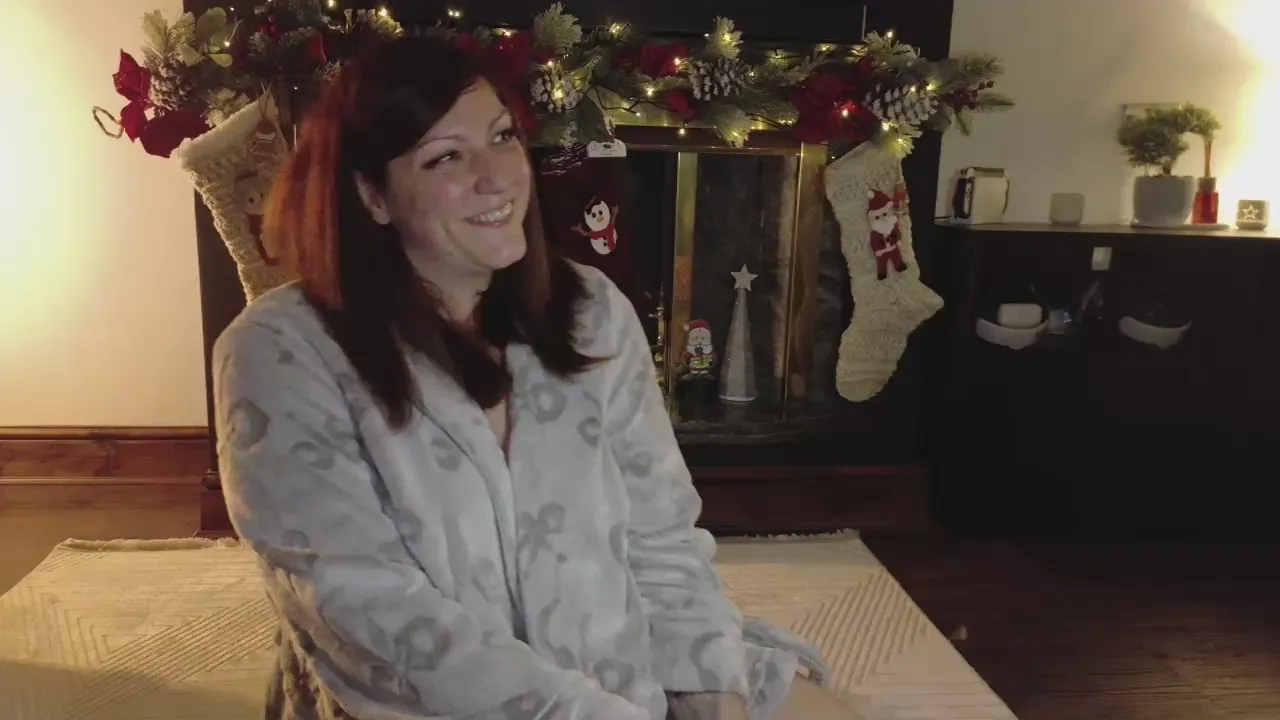 Offline Curvy_NolaMILF on Cam4