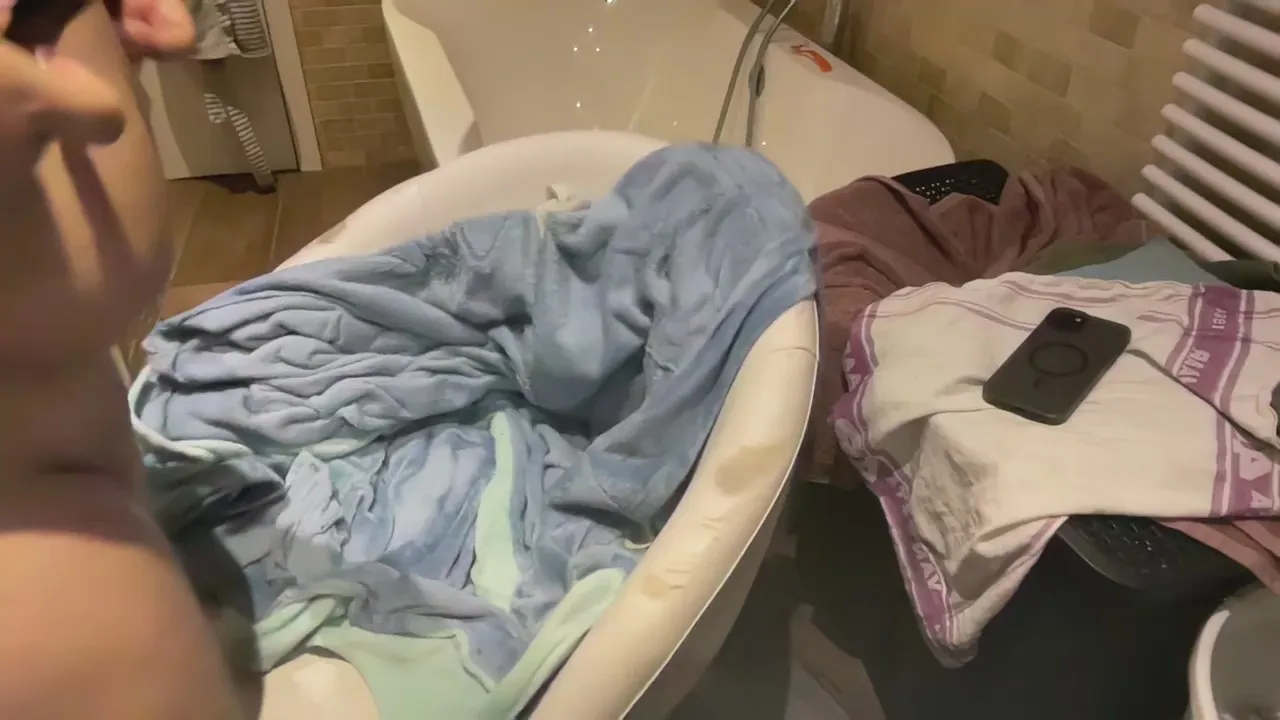 curvylisax —  #cute #bigass #amateur