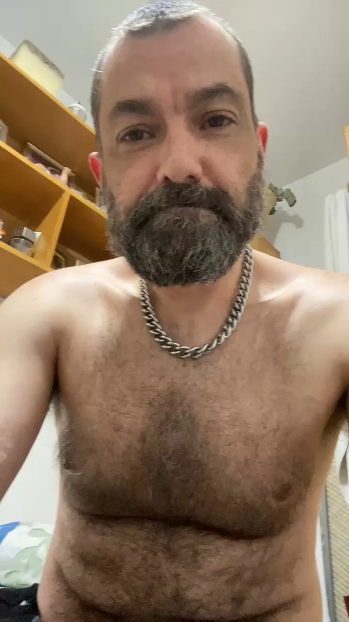 daddybearmadri5 on Cam4 