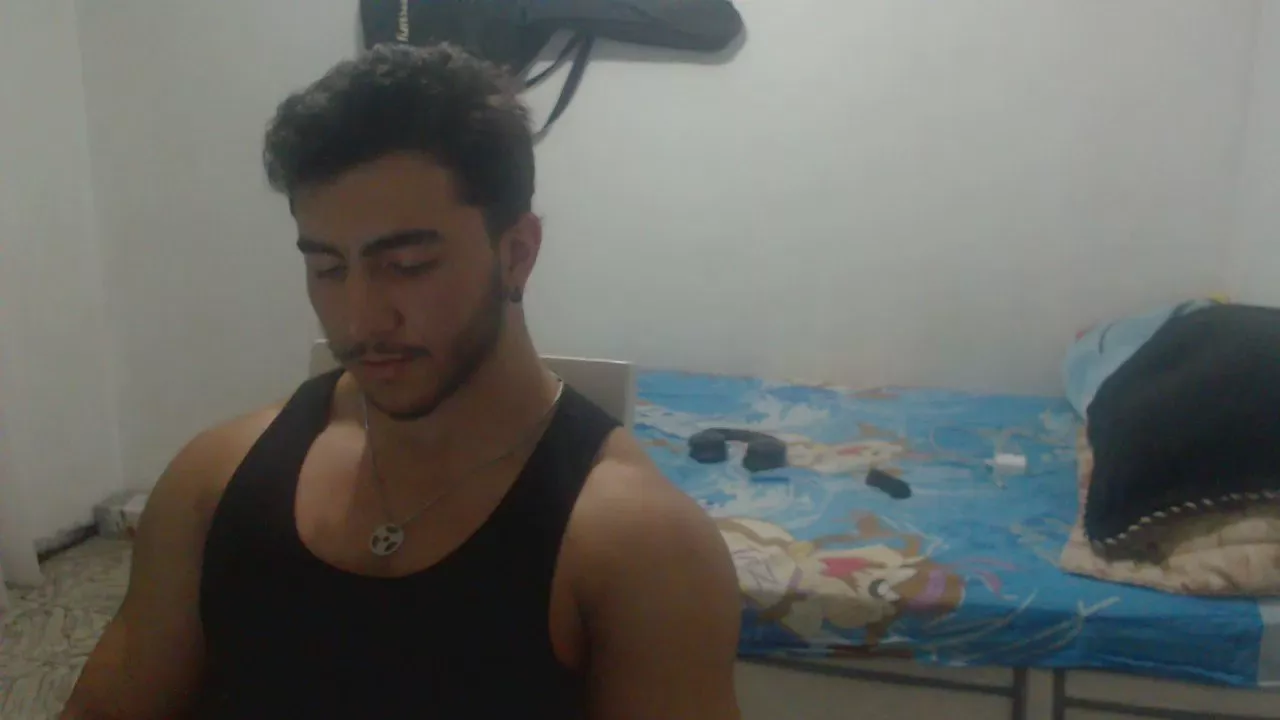 Offline DanteVicius on Cam4