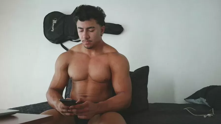 Offline DanteVicius on Cam4