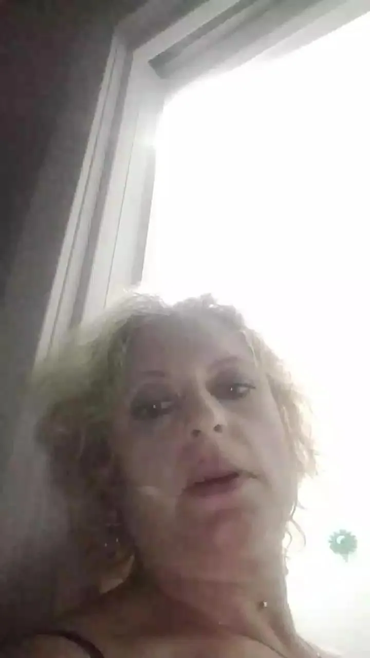 Offline desideramitant5 on Cam4