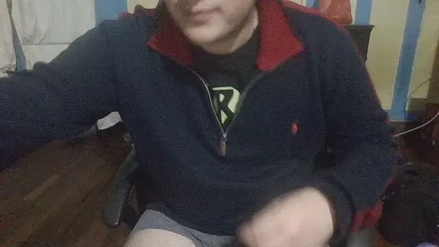 Offline elfrutass on Cam4