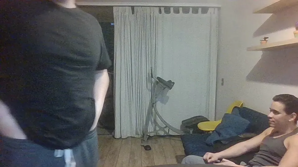 Offline elfrutass on Cam4