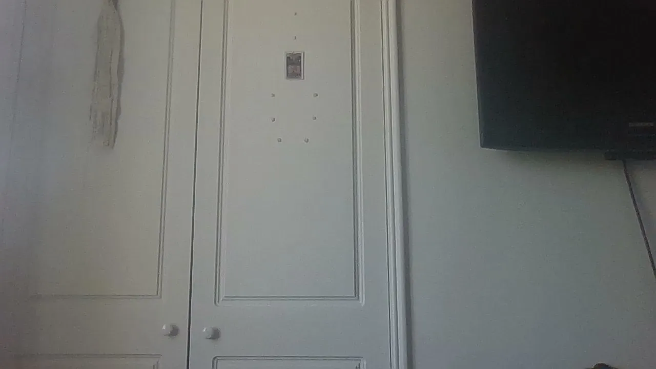 Offline elfrutass on Cam4