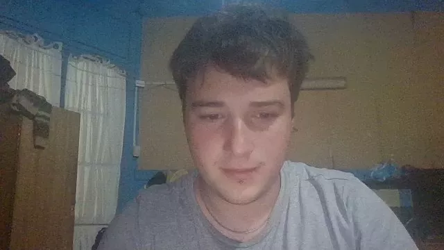 Offline elfrutass on Cam4