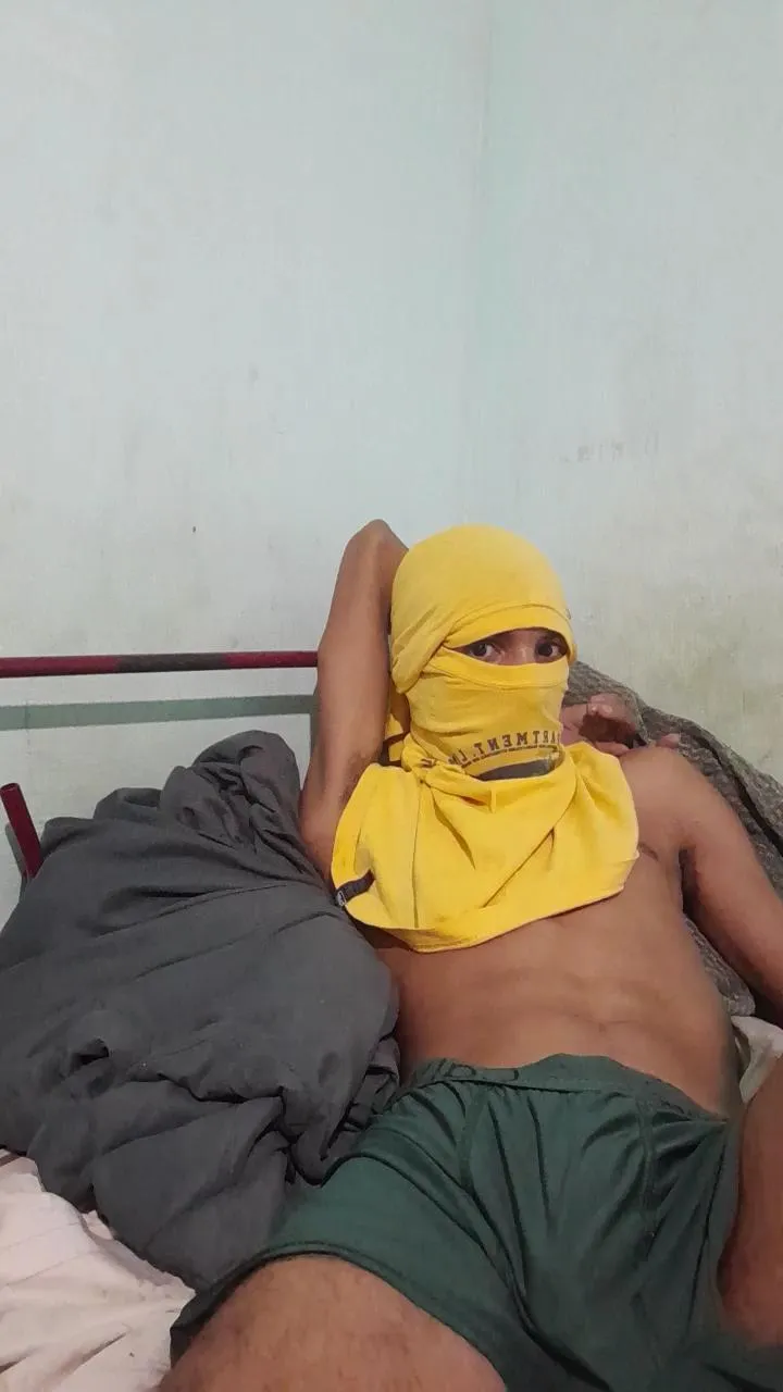 Offline encoxador19 on Cam4