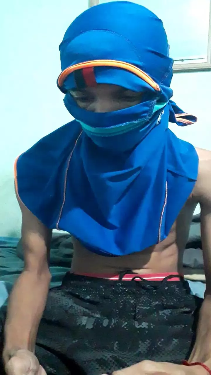 Offline encoxador19 on Cam4